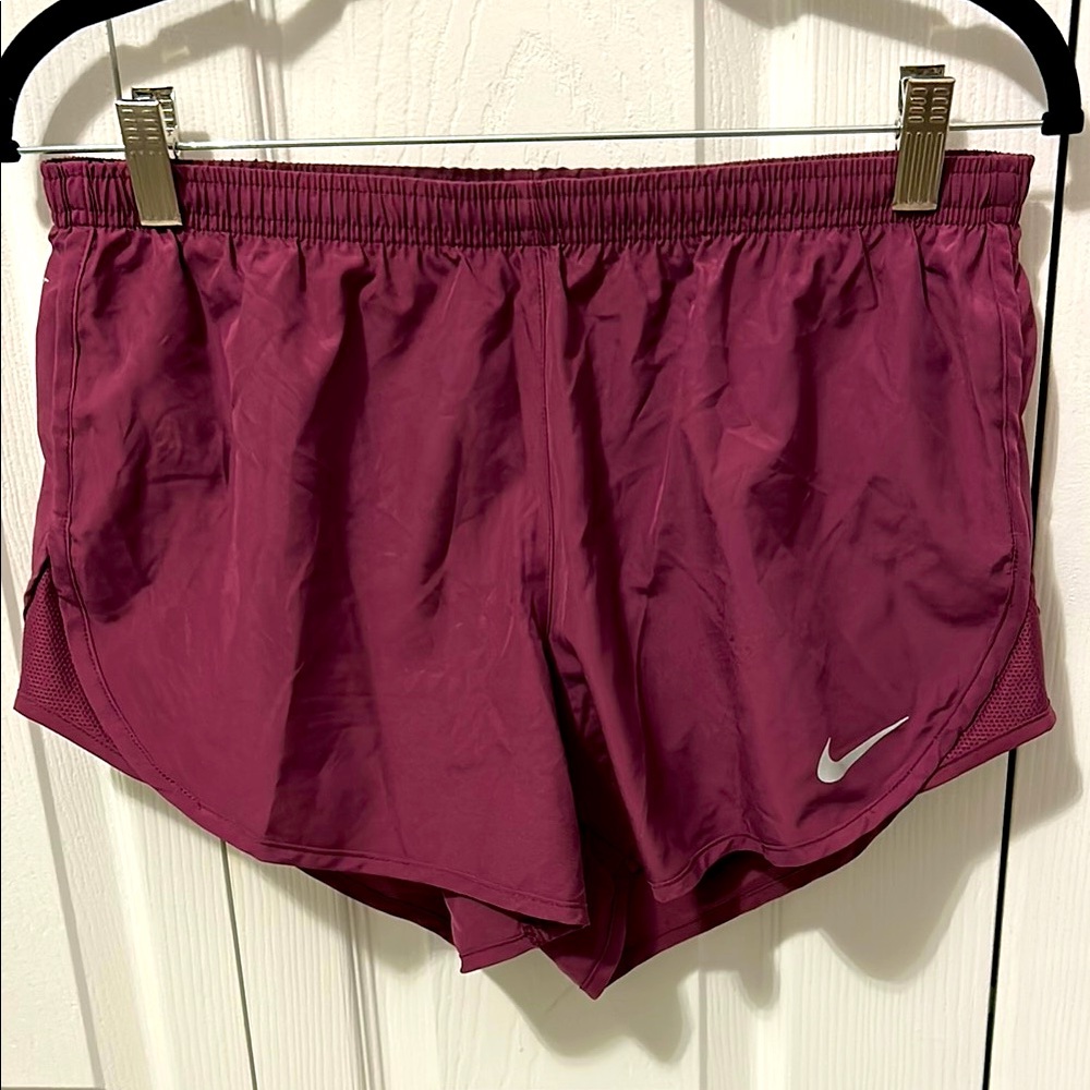 Nike Maroon Running Shorts. Burgundy. Sz medium.Great condition! Interior liner